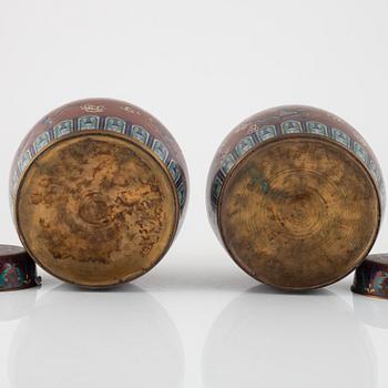 A pair of Chinese jars with covers, 20th Century.