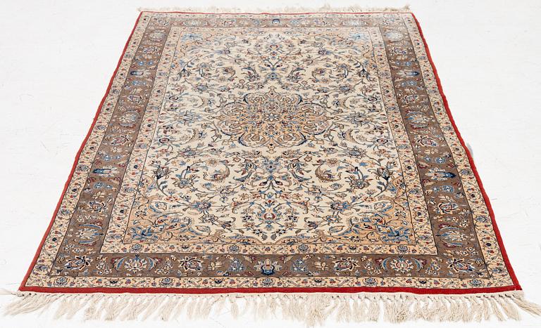 A semi antique Nain Tuteshk rug, Central Persia, c. 190 x 108 cm.