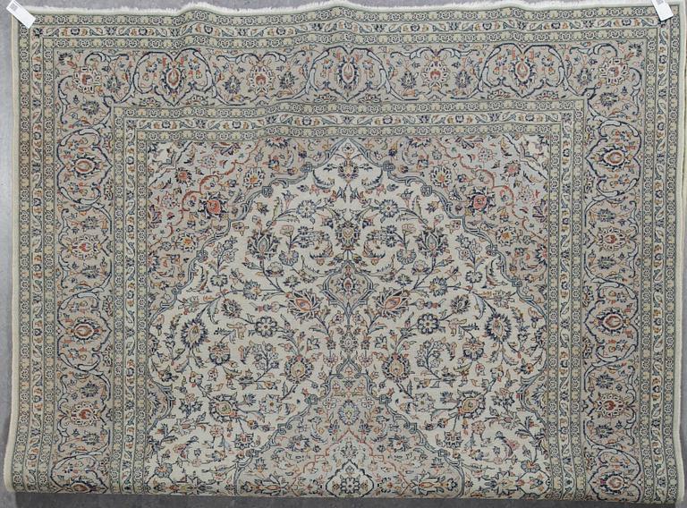 MATTA, Keshan, ca 355 x 250 cm.