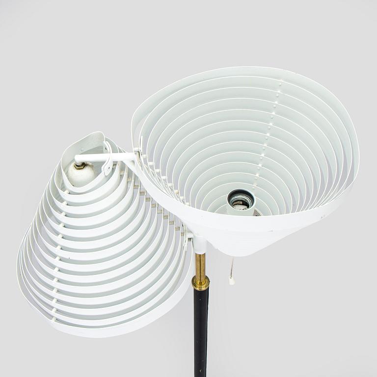 Alvar Aalto, An 'A 810' floor lamp, Valaisinpaja, 1980s.