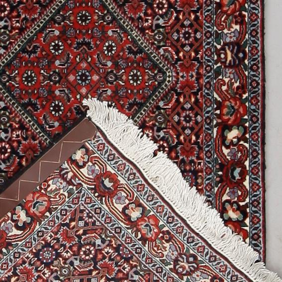 MATTA, Bidjar, 196 x 75 cm.