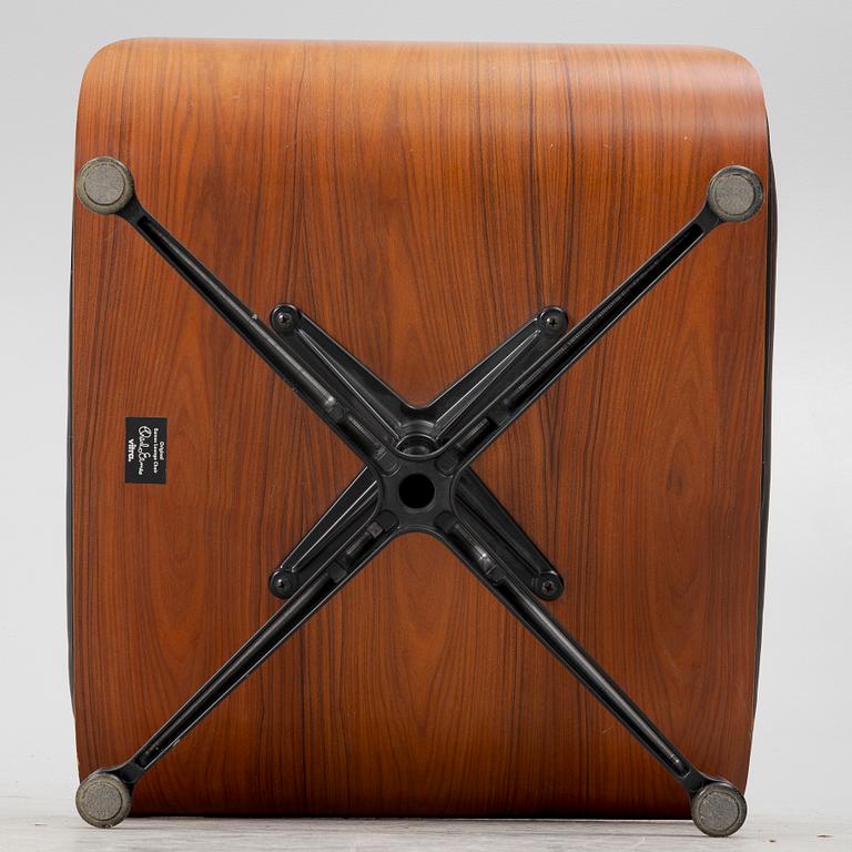 Charles & Ray Eames, an 'Eames Lounge Chair' with ottoman, Vitra.