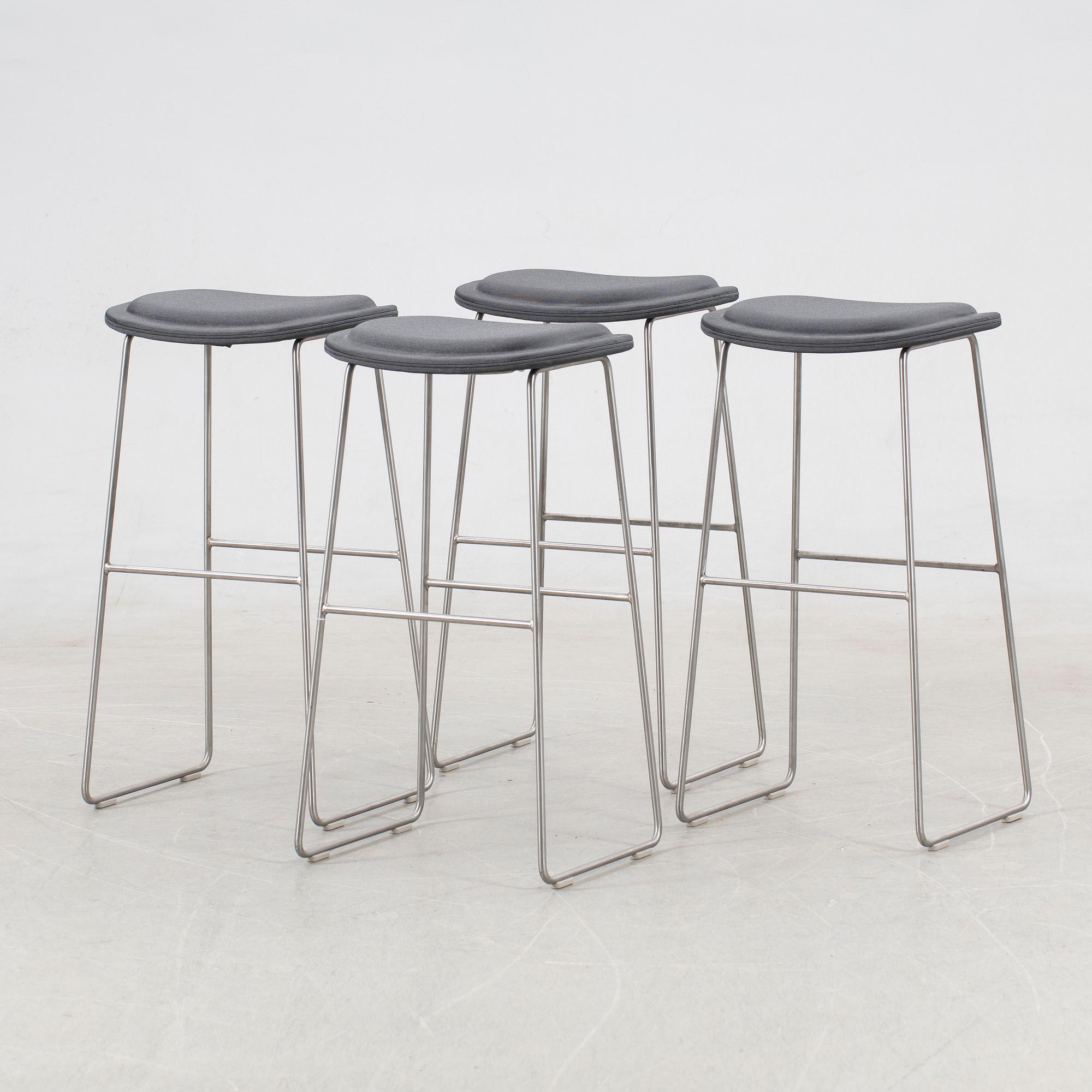 Jasper Morrison, bar stools, 4 pcs, "Hi Pad Stool", Cappellini, Italy, 21st century.