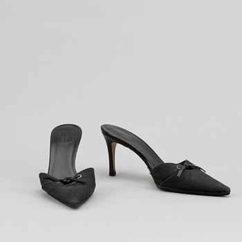 VÄSKA samt SKOR, 3 delar, Gucci.