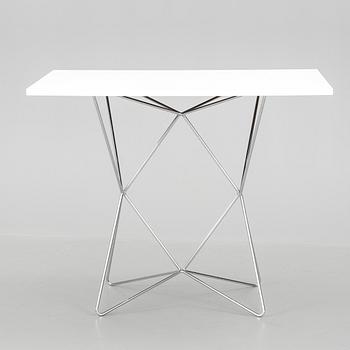 BORD/SOFFBORD/STÅBORD. Modell A2 "Trehöjdsbordet", Bengt Johan Gullberg. 1950-tal.