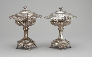 Two Swedish sugarbowls with covers. maker´s mark Anders Lundqvist, Stockholm 1836.