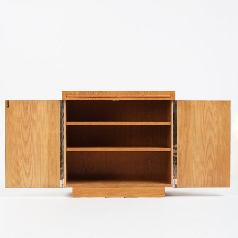 Uno Åhrén, a cabinet, cabinet maker Jörgen Andersson, Sweden, ca 1930.