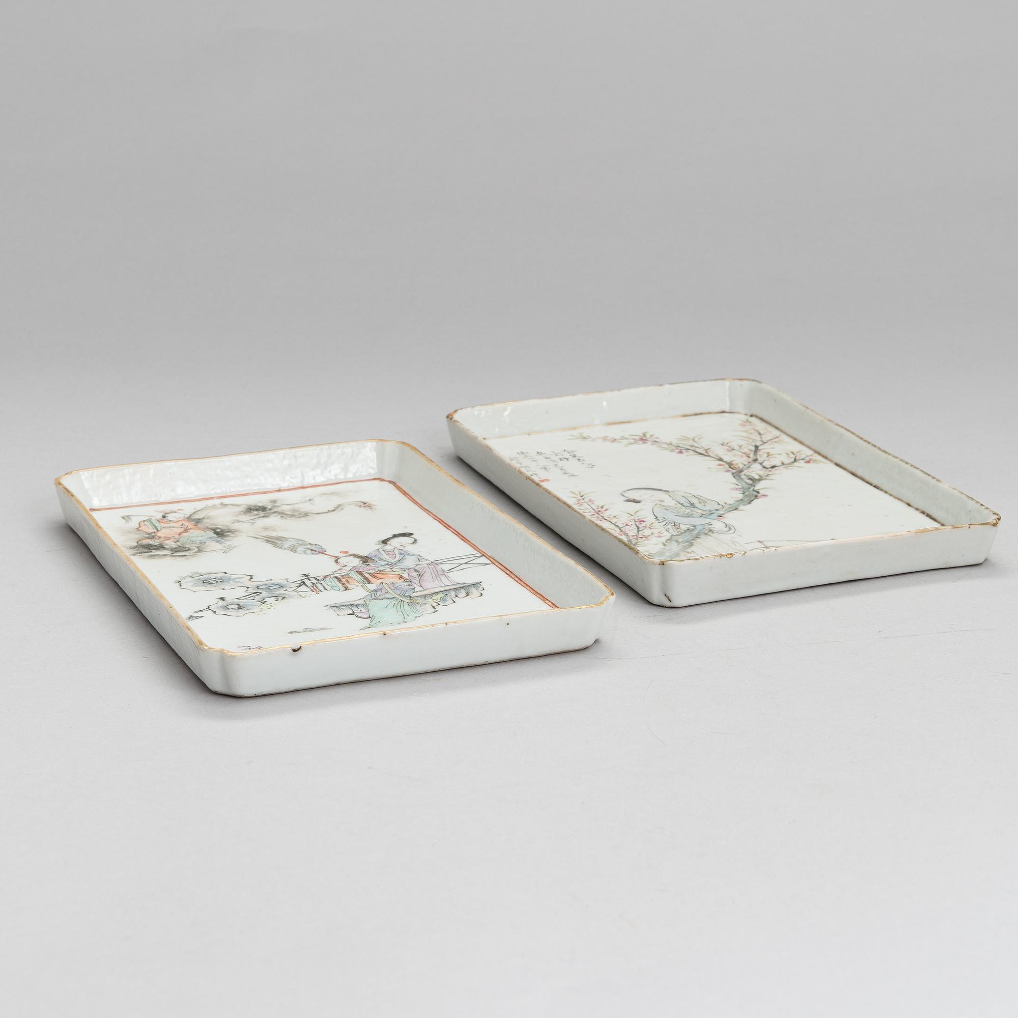 TARJOTTIMIA, 2 kpl, posliinia, Kiina 1900-luvun alku.