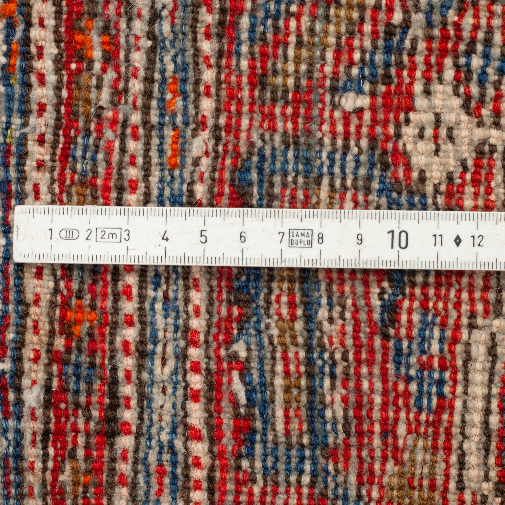 GALLERIMATTA, Karadja, ca 261 x 86 cm.