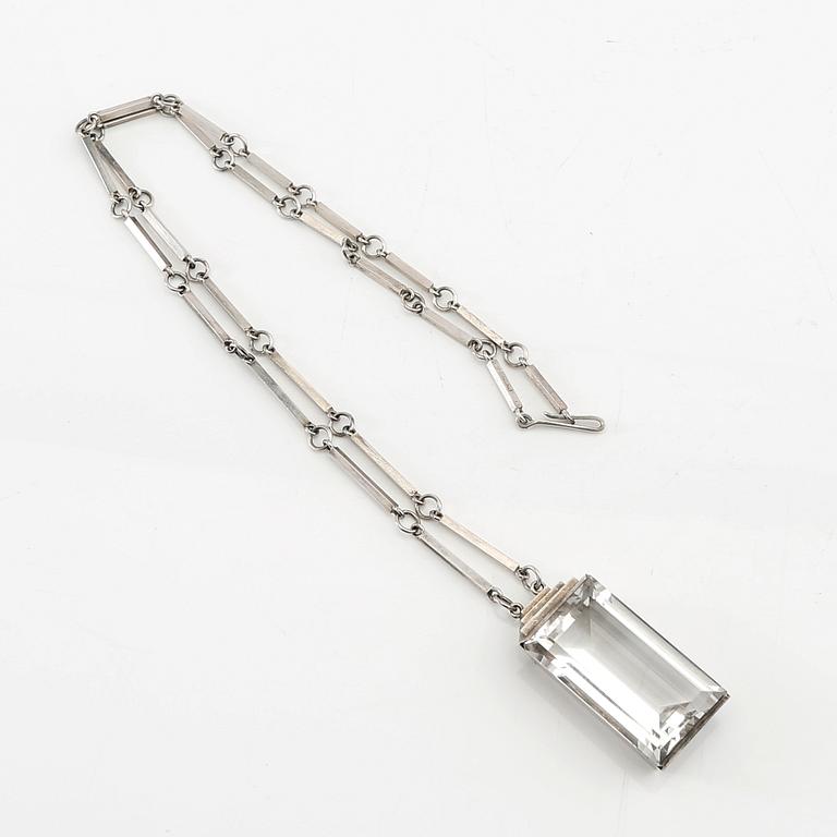 Wiwen Nilsson, collier sterlingsilver och bergkristall Lund 1944.