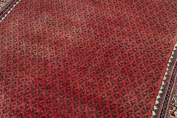 A Serabend carpet, ca 289 x 185 cm.