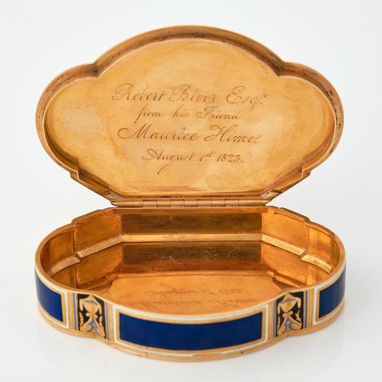 An early 19th century gold and enamel box, unidentified makers mark &SD, possibly Genève.