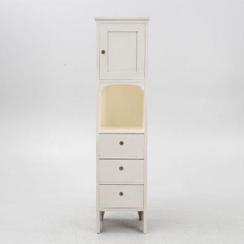 Skåp, tidigt 1900-tal.