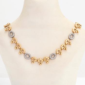 An 18K gold necklace with eight-cut diamonds totaling approximately 1.12 ct. With SJL-certificate.