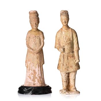 1203. Two yellow glazed pottery figures, Tang/Sui dynasty.