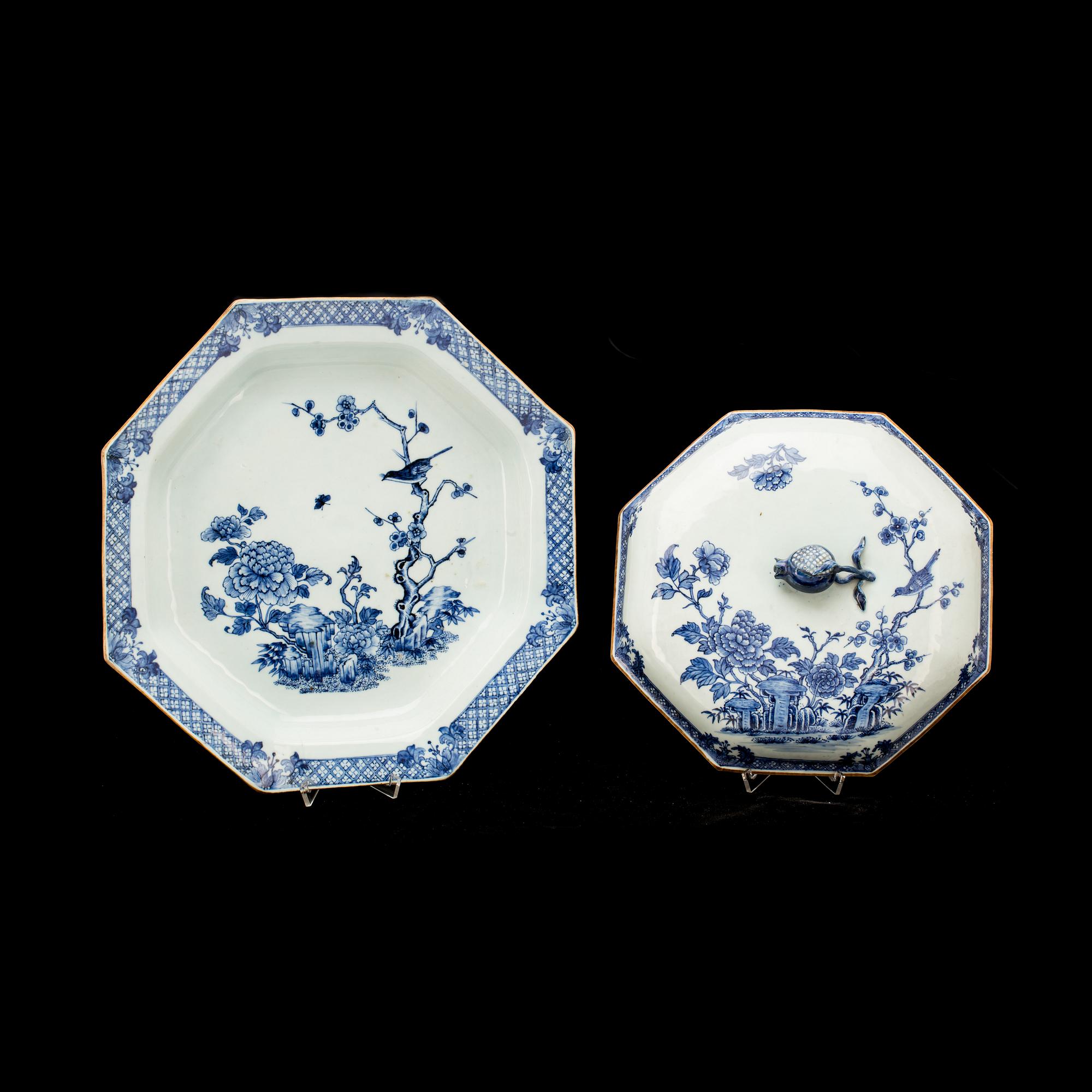 TERRINFAT SAMT LOCK, porslin. Kina, Qianlong 1736-1795.