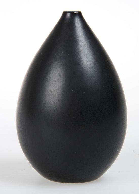 VAS samt SKÅLAR, 2 st, stengods, Stig Lindberg samt Carl-Harry Stålhane.