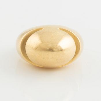 Bulgari, 18K gold ring.