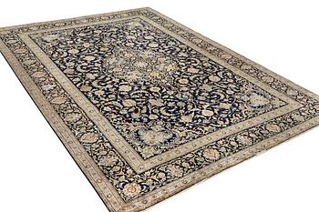 Matta, Keshan, ca. 376 x 266 cm.