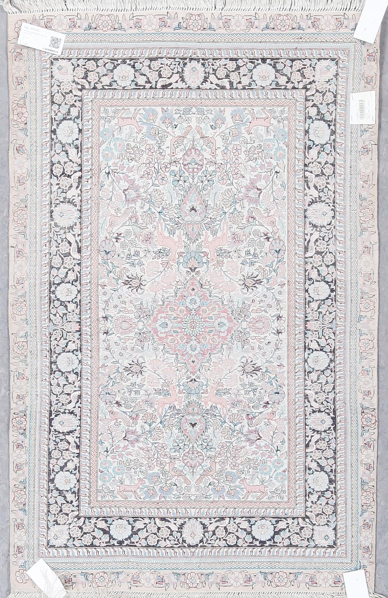 MATTA, orientalisk, silk, ca 122x77 cm.
