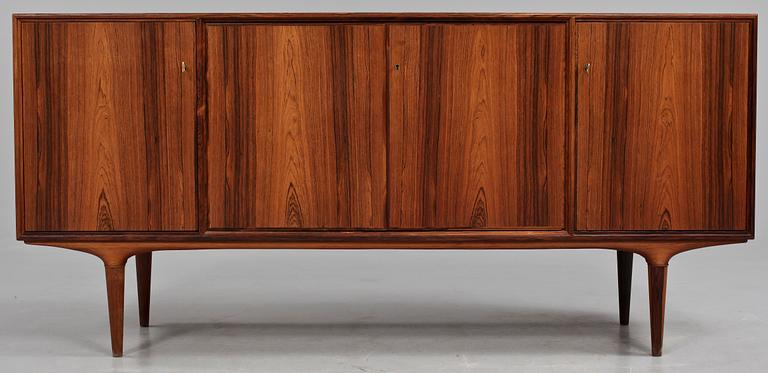 SIDEBOARD, "Cortina", Svante Skogh, Seffle Möbelfabrik, 1900-talets andra hälft.