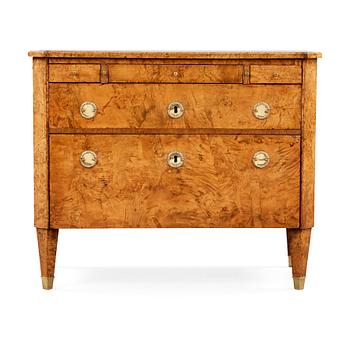 1173. A Gustavian late 18th century commode, presumably by Westring.