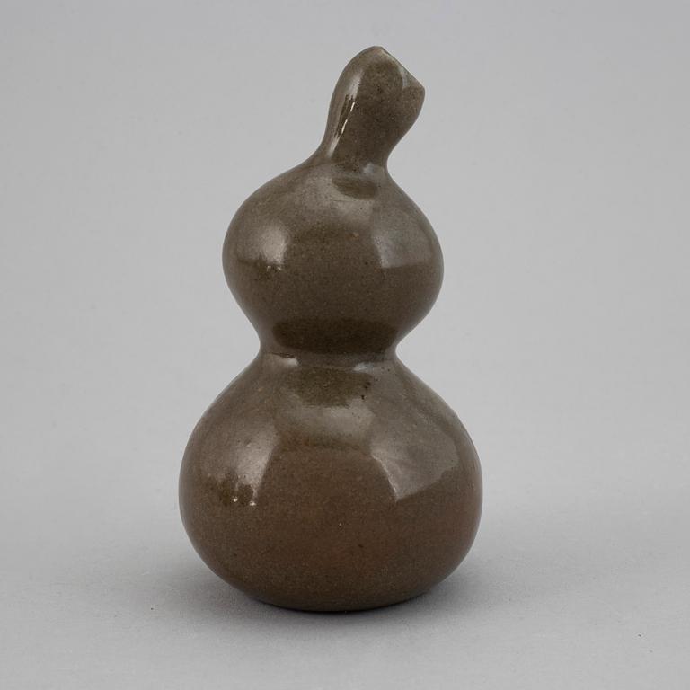 Two Chinese vases, Qingdynasty.