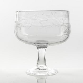 Erik Höglund, an engraved footed glass bowl, Boda, Sweden 1950/60s.