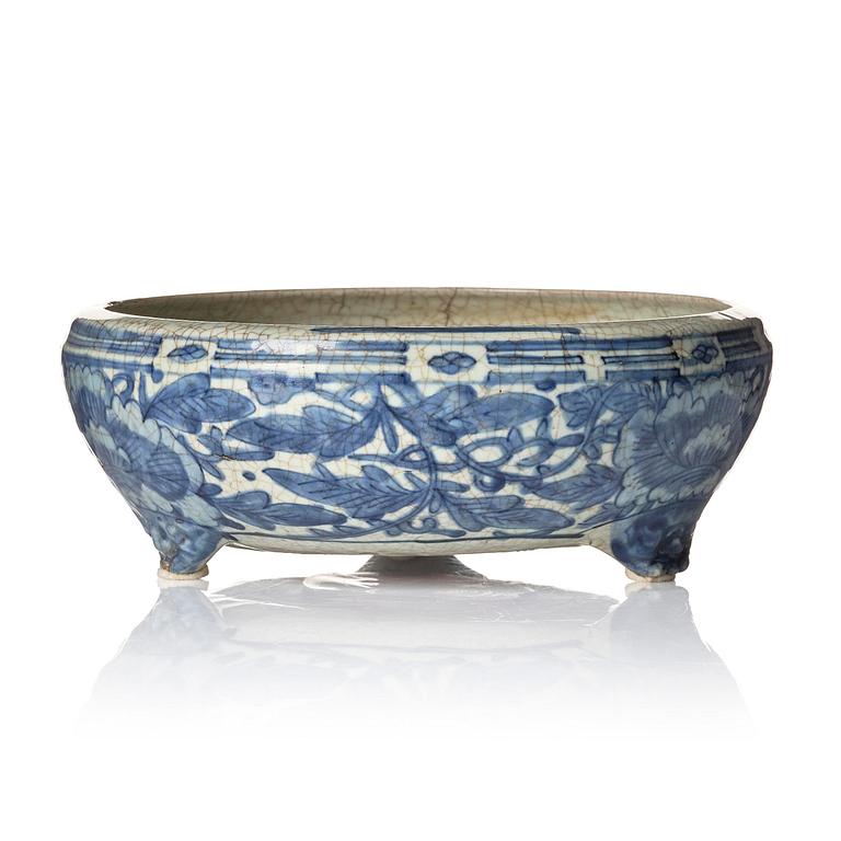 A blue and white censer, Ming dynasty (1368-1644).
