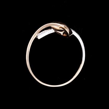RING, 14K guld, diamant. Vikt ca 2,0 g.
