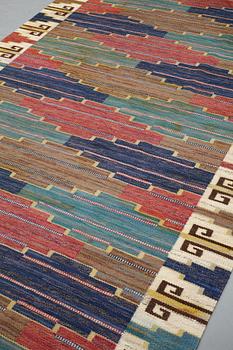 Märta Måås-Fjetterström, a carpet, "Blå heden", flat weave, ca 424-426 x 200,5-203 cm, signed AB MMF.