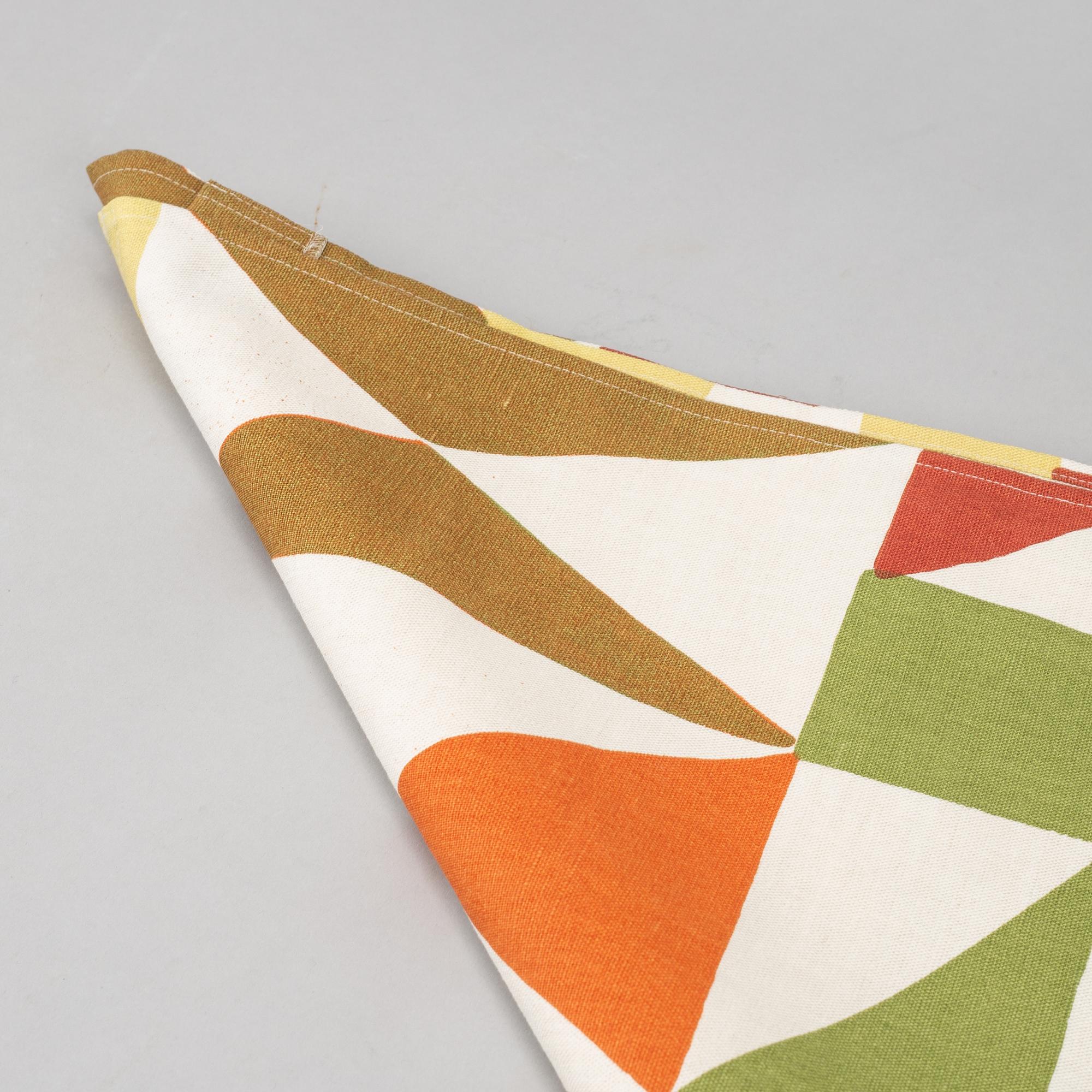 Josef Frank, gardiner, 2 st, "Bows", Almedahls.
