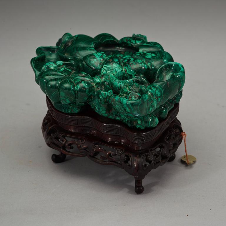 PENSELBAD, malakit. Qingdynasty (1664-1912).