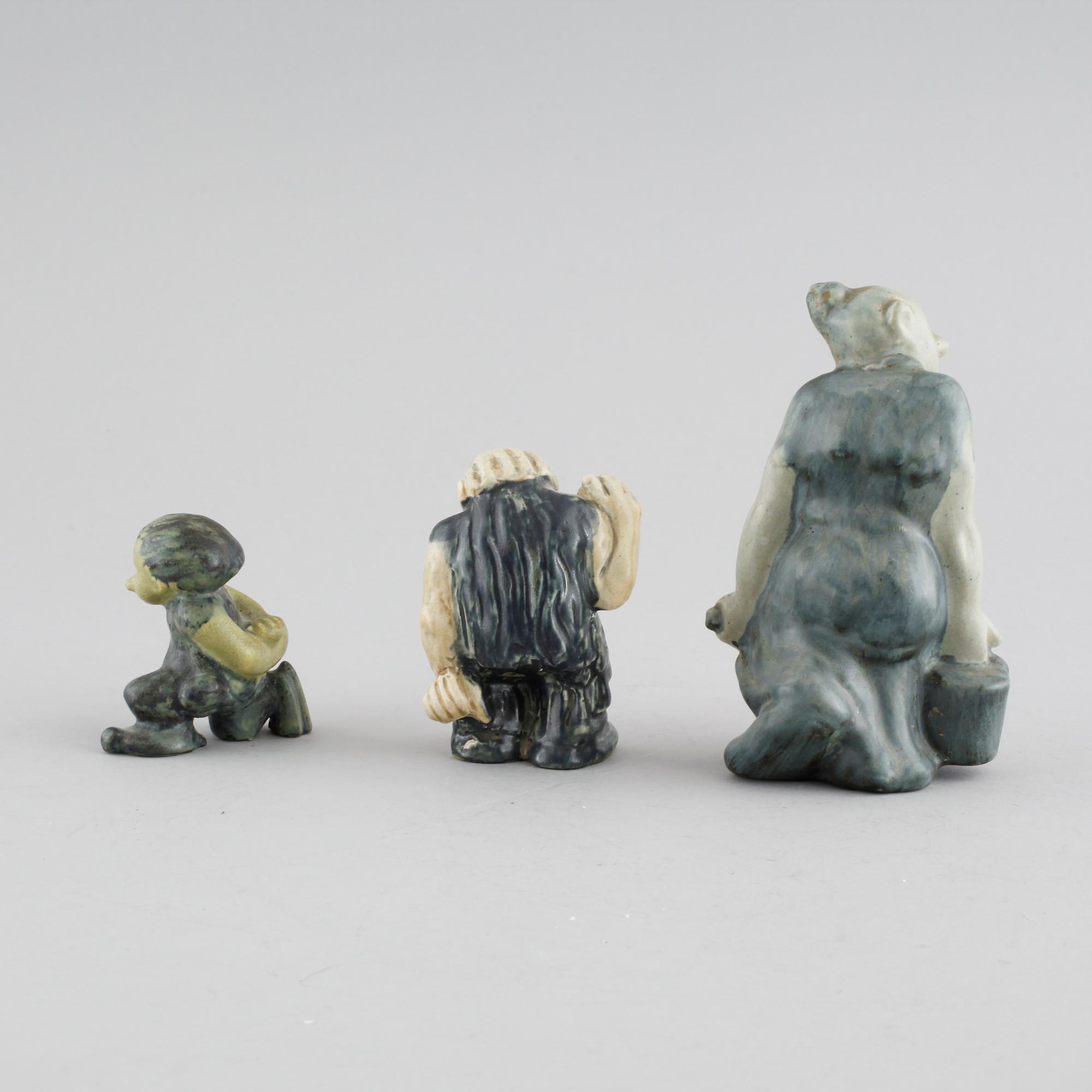 Three stoneware figurines by Åke Holm and Carla Holm, signed, 20th century.