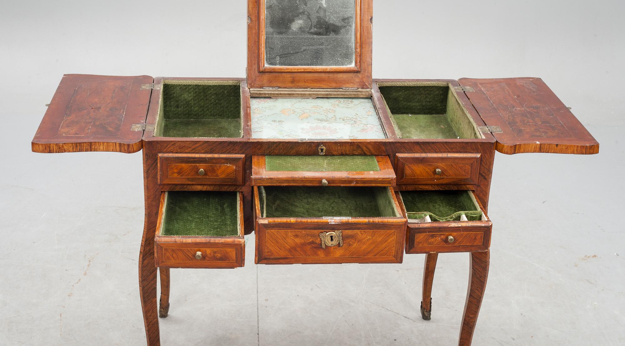 POUDREUSE, Louis XV, 1700-tal.