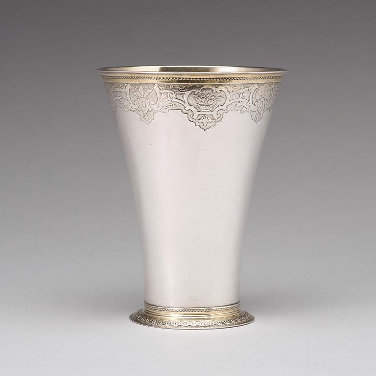 Gustaf Stafhell d ä, bägare, silver, Stockholm 1742.