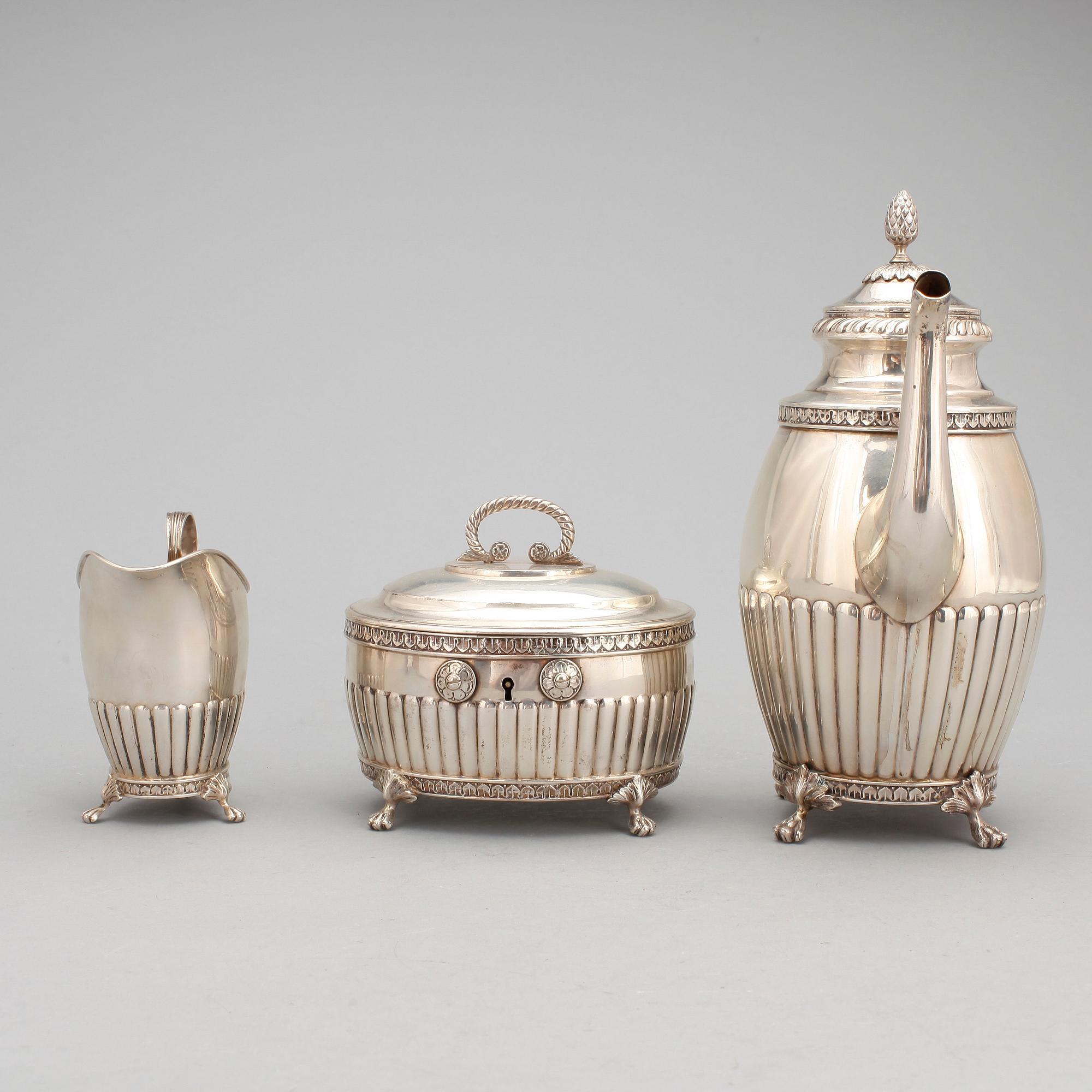 KAFFESERVIS, 3 delar, silver, empirestil, CF Carlman, Stockholm 1912-13. Tot ca 1190 gram.