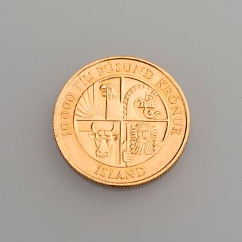 MINNESMYNT, guld, "10000 TÍU ÞÚSUND KRONUR 874-1974  Island". Island, 1974. Vikt ca 15,50 g.