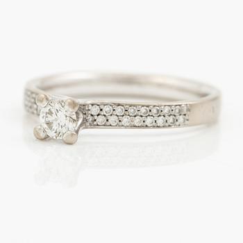 Georg Jensen, ring, "Magic", 18K white gold with brilliant-cut diamonds.