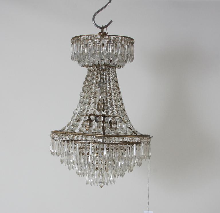 LJUSKRONA, gustaviansk stil, omkring 1900.