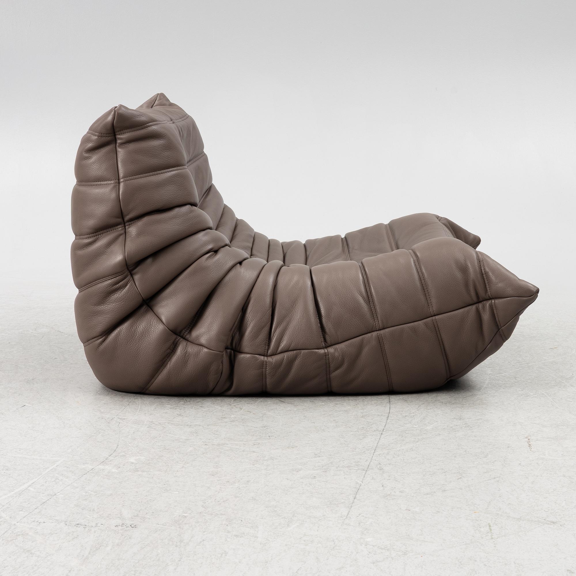 Michel Ducaroy, fåtölj, "Togo", Ligne Roset, Frankrike, samtida.