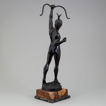 A bronze sculpture by Franz Iffland.