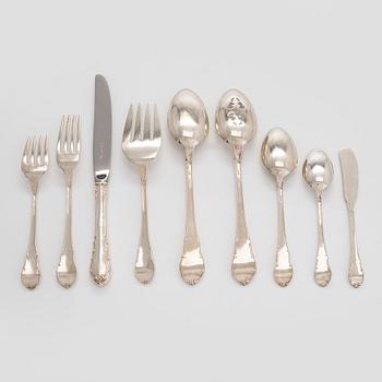 A 64-piece sterling silver 'Modern Victorian' cutlery set by Lunt, USA, latter half of the 20th century.