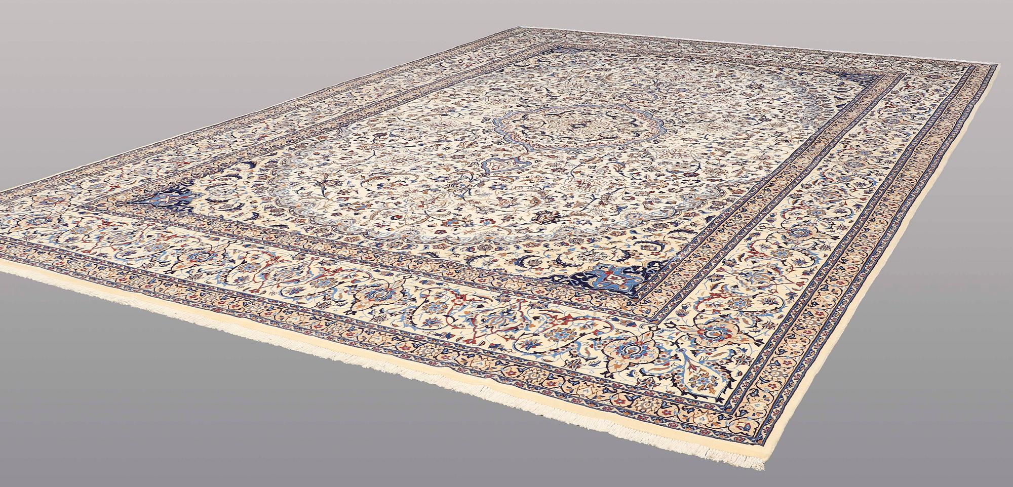 A CARPET, Nain part silk, s.k 9 LAA, 588 x 393 cm.