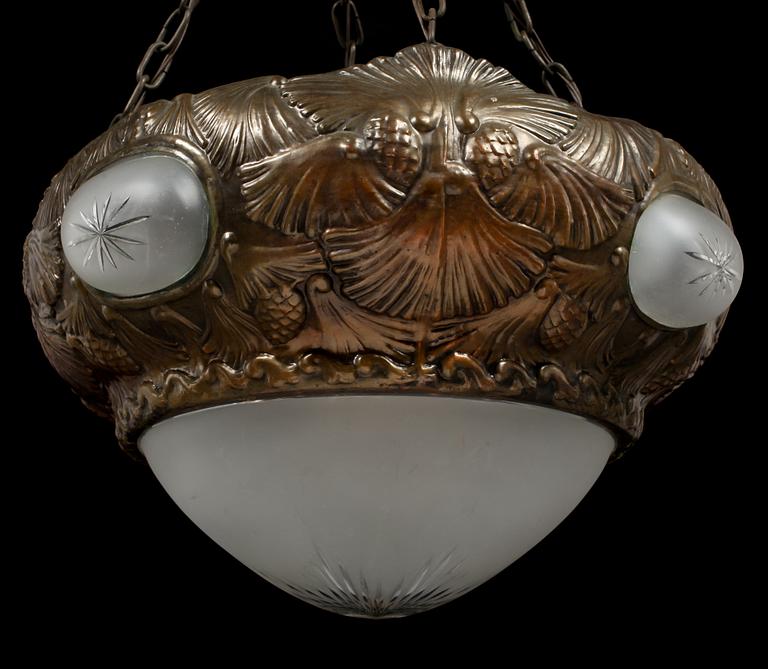 TAKLAMPA, jugend, tidigt 1900-tal. Diameter 42 cm.