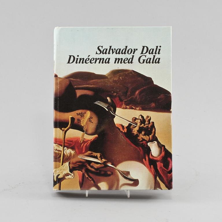 BOK, Salvador Dali, kokbok, numrerad 1048/3000 "Dinéerna med Gala", Stureförlaget AB, Stockholm 1975.