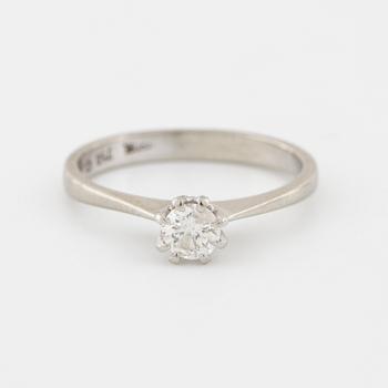 RING, med briljantslipad diamant 0.20 ct, importstämplad.