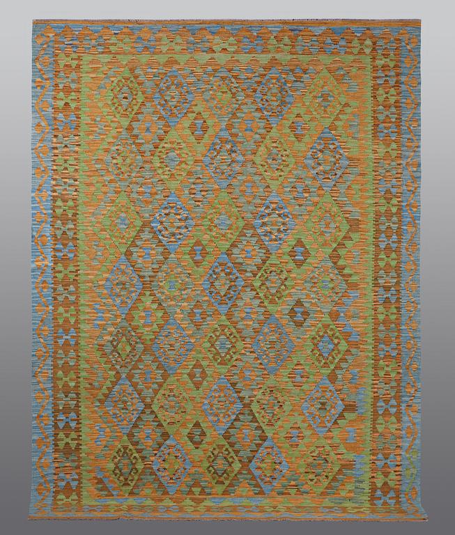 A carpet, kilim, ca 291 x 205 cm.