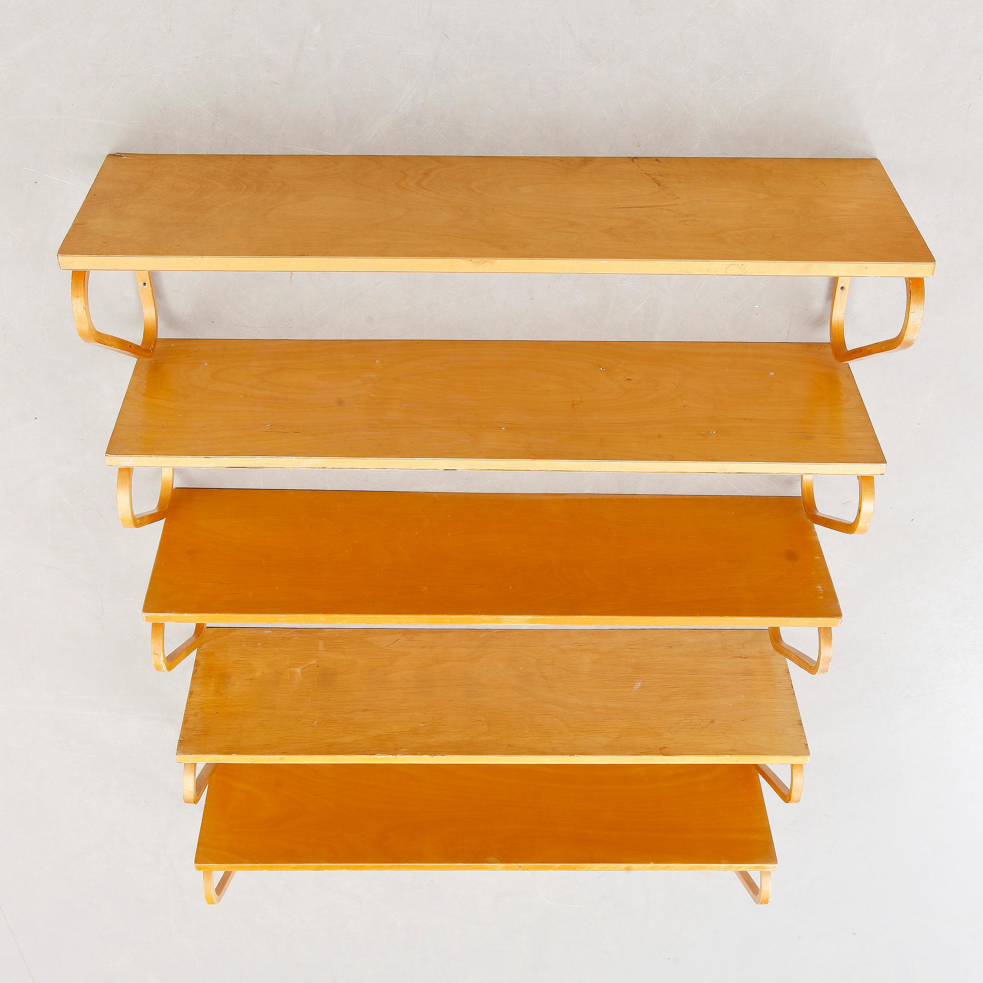 HYLLOR, 5 st,"112 B", Alvar Aalto. Modellen formgiven 1936.