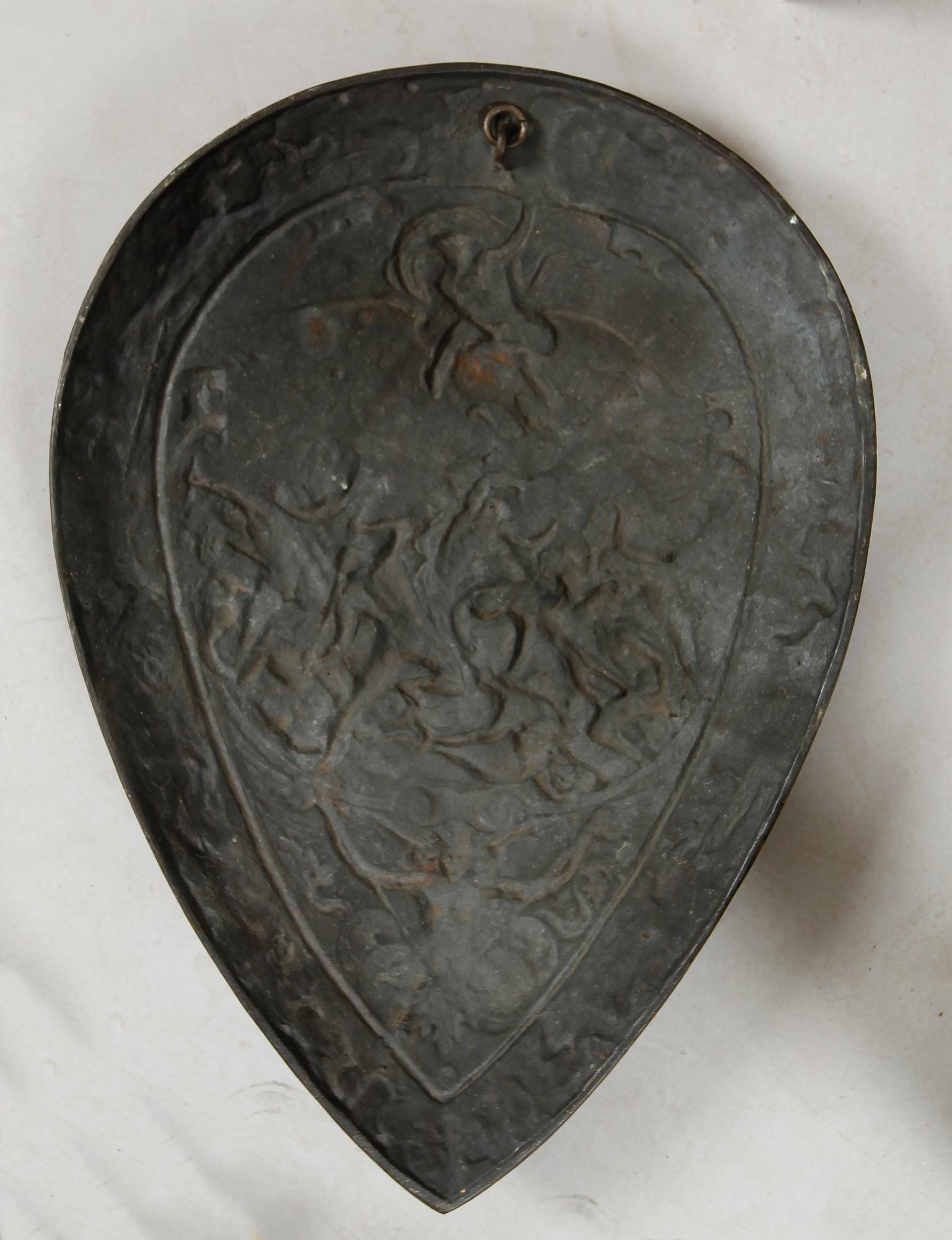 SKÖLD, gjutjärn, sent 1800-tal.